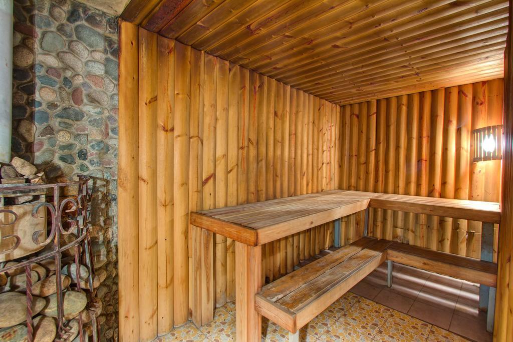 בישקק King House Hotel מראה חיצוני תמונה
