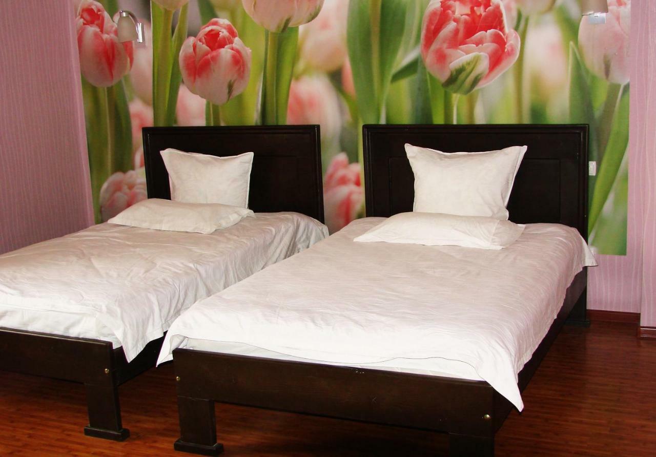 בישקק King House Hotel מראה חיצוני תמונה